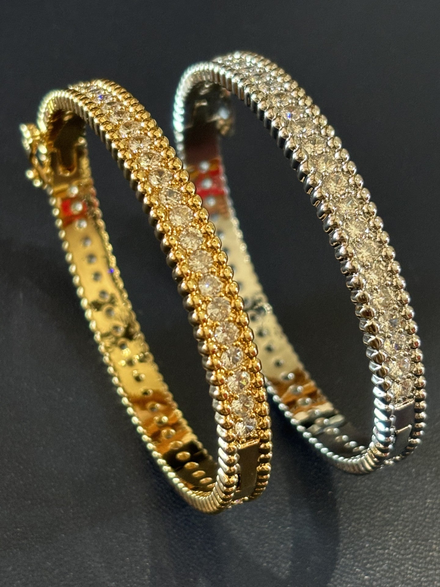 Zircon Clasp Bracelet