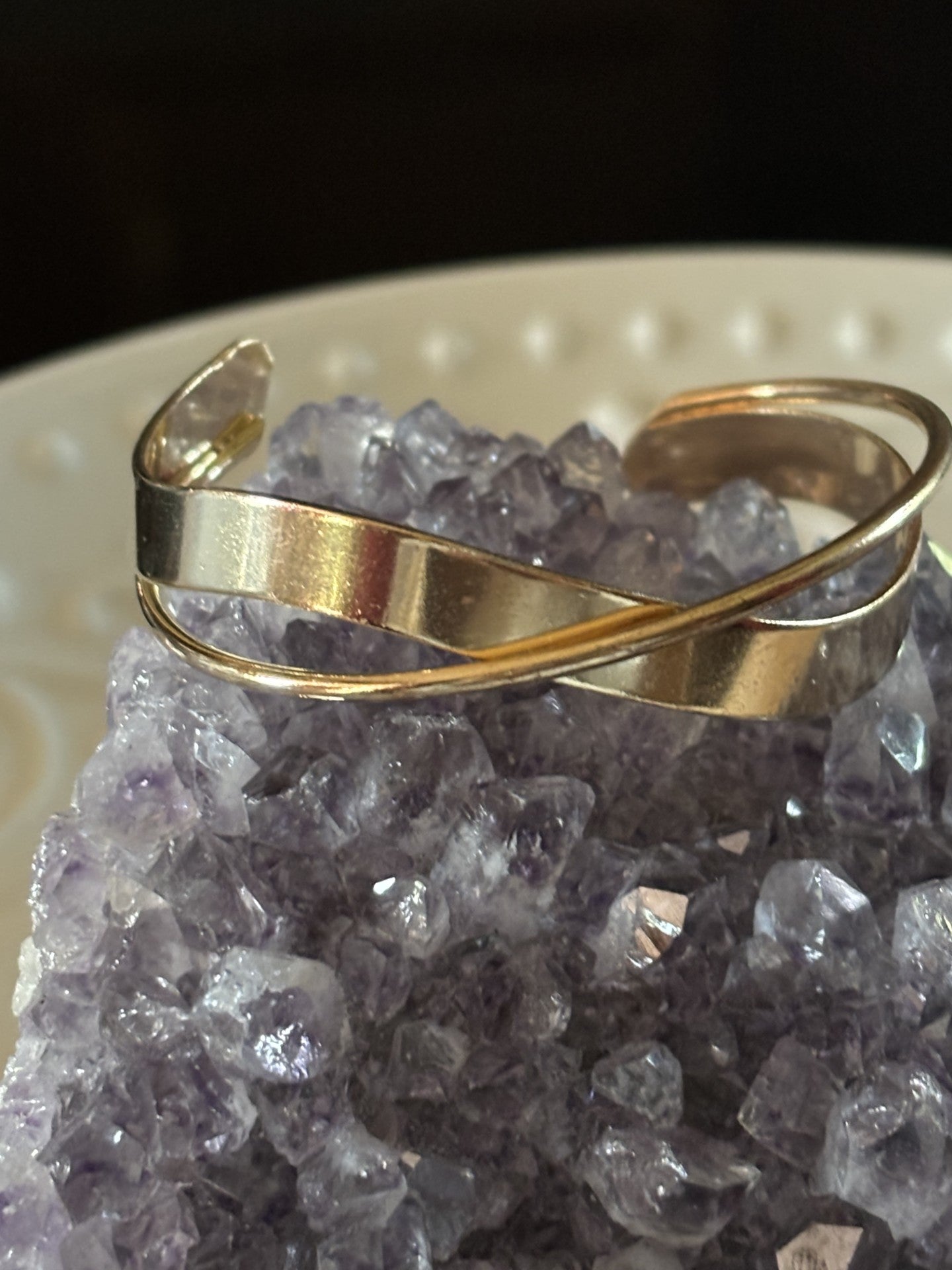 Narrow Crossover Bracelet