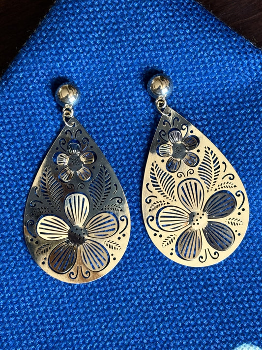 Teardrop Filigree Earrings