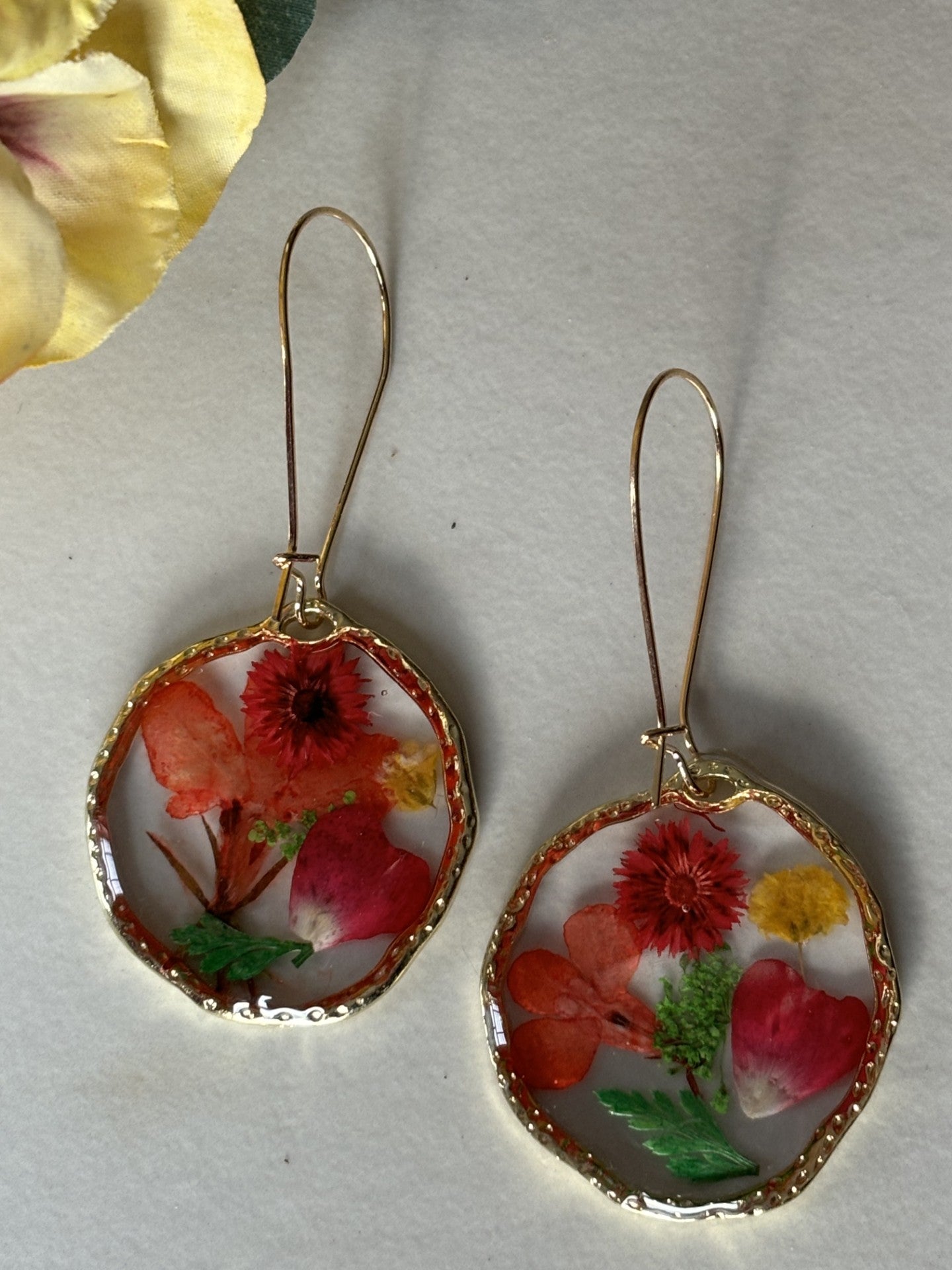 Pressed Flower Dangle Earrings